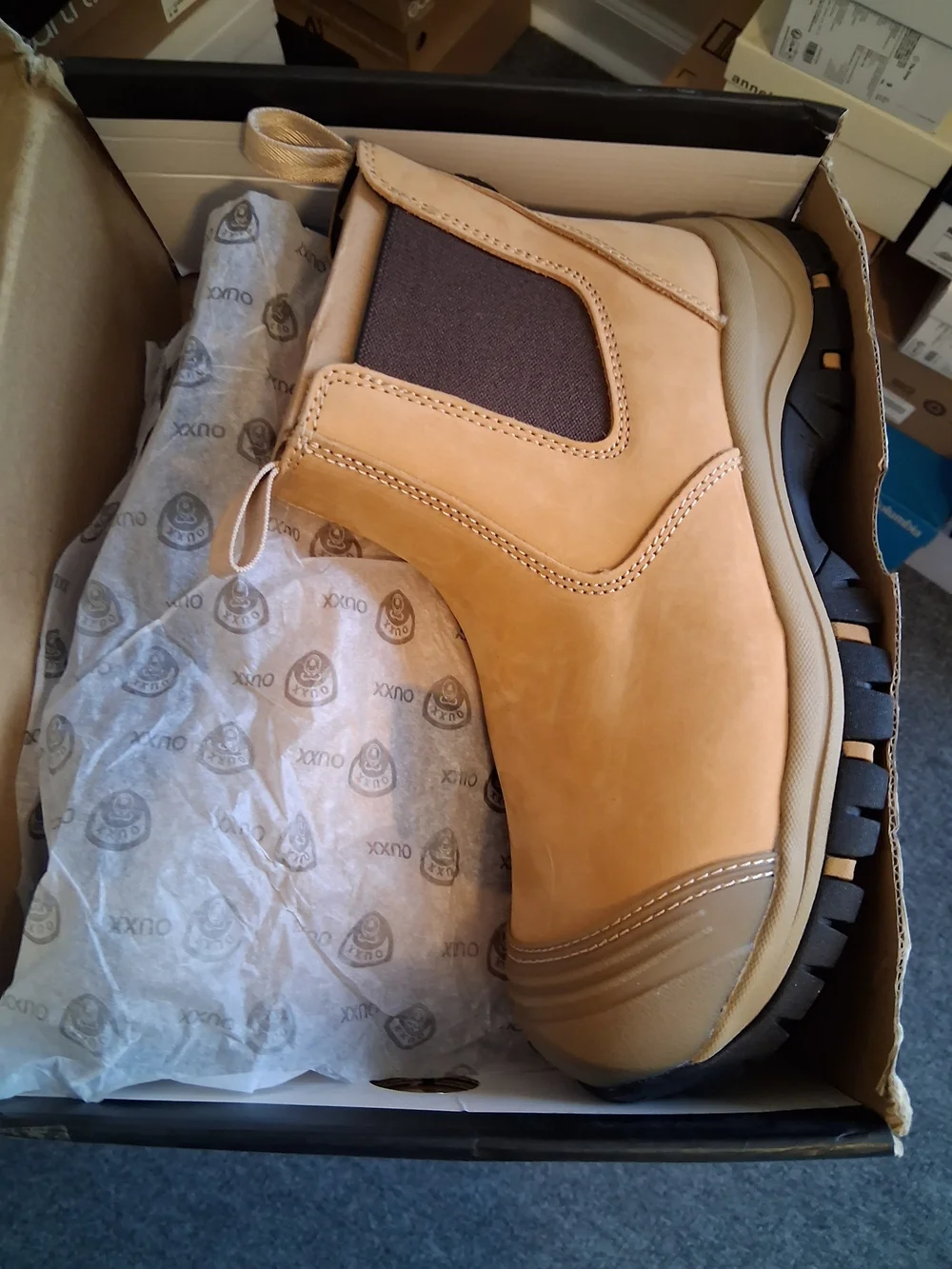 & Other Stories classic chukka
